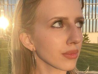 Naked AishaSpringstead