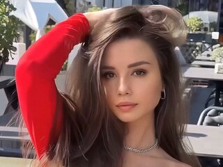 Live AlishaDaniel